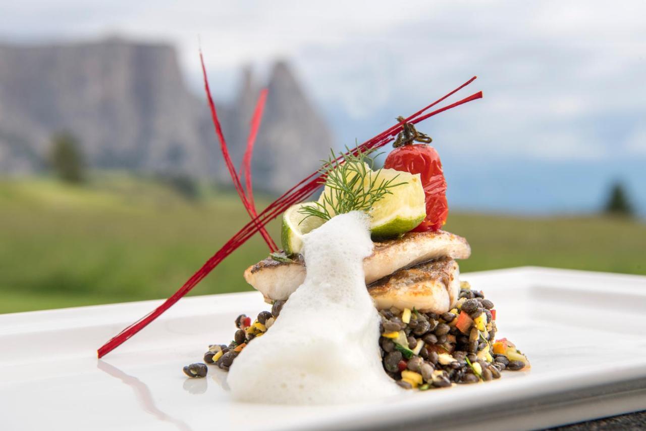Hotel Santner Alpine Sport & Relax Alpe Di Siusi Exterior photo
